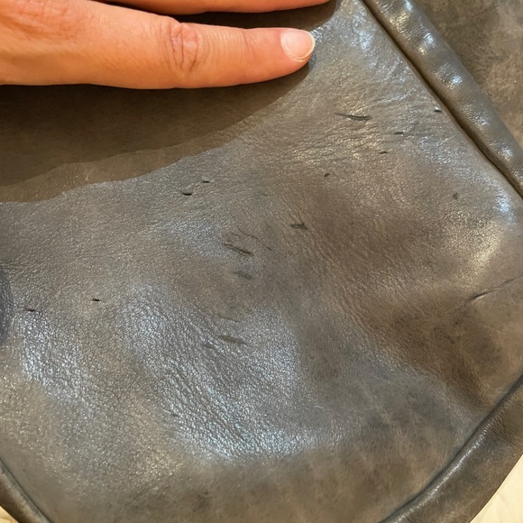 Grey genuine leather backpack - Picture 7 of 10